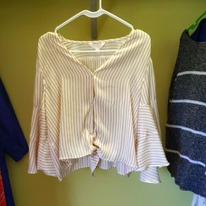 Cute dumbell sleeve button up